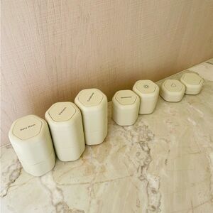 Cadence Magnetic Travel Containers